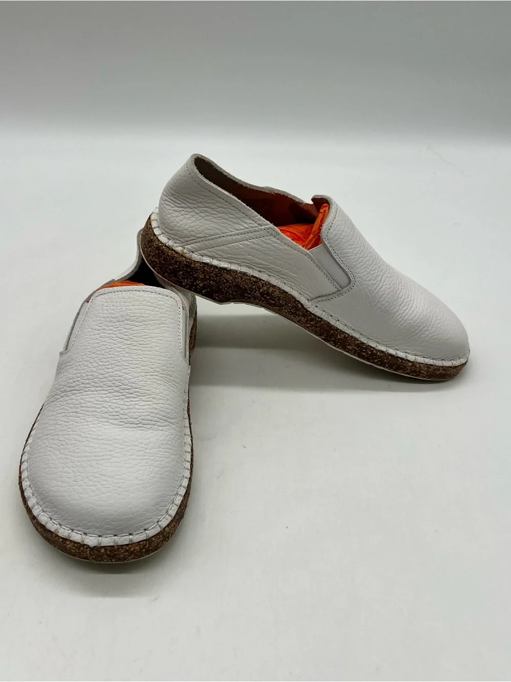 Birkenstock Callan Women’s Sz 6 N White Leather Slip On Casual Comfort Shoes